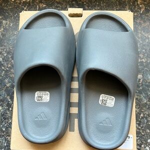 Adidas YZY Slide